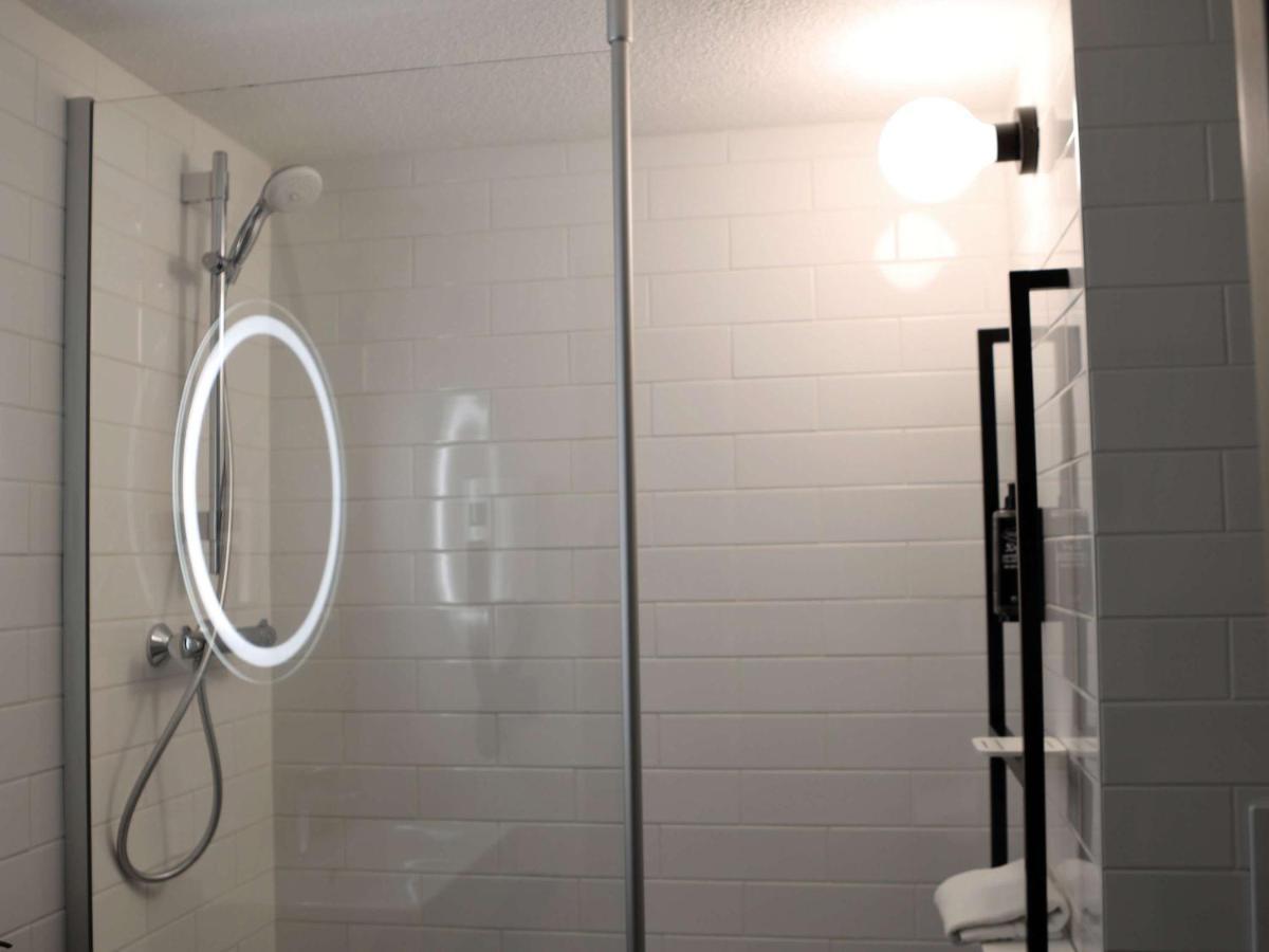 Ibis 3*