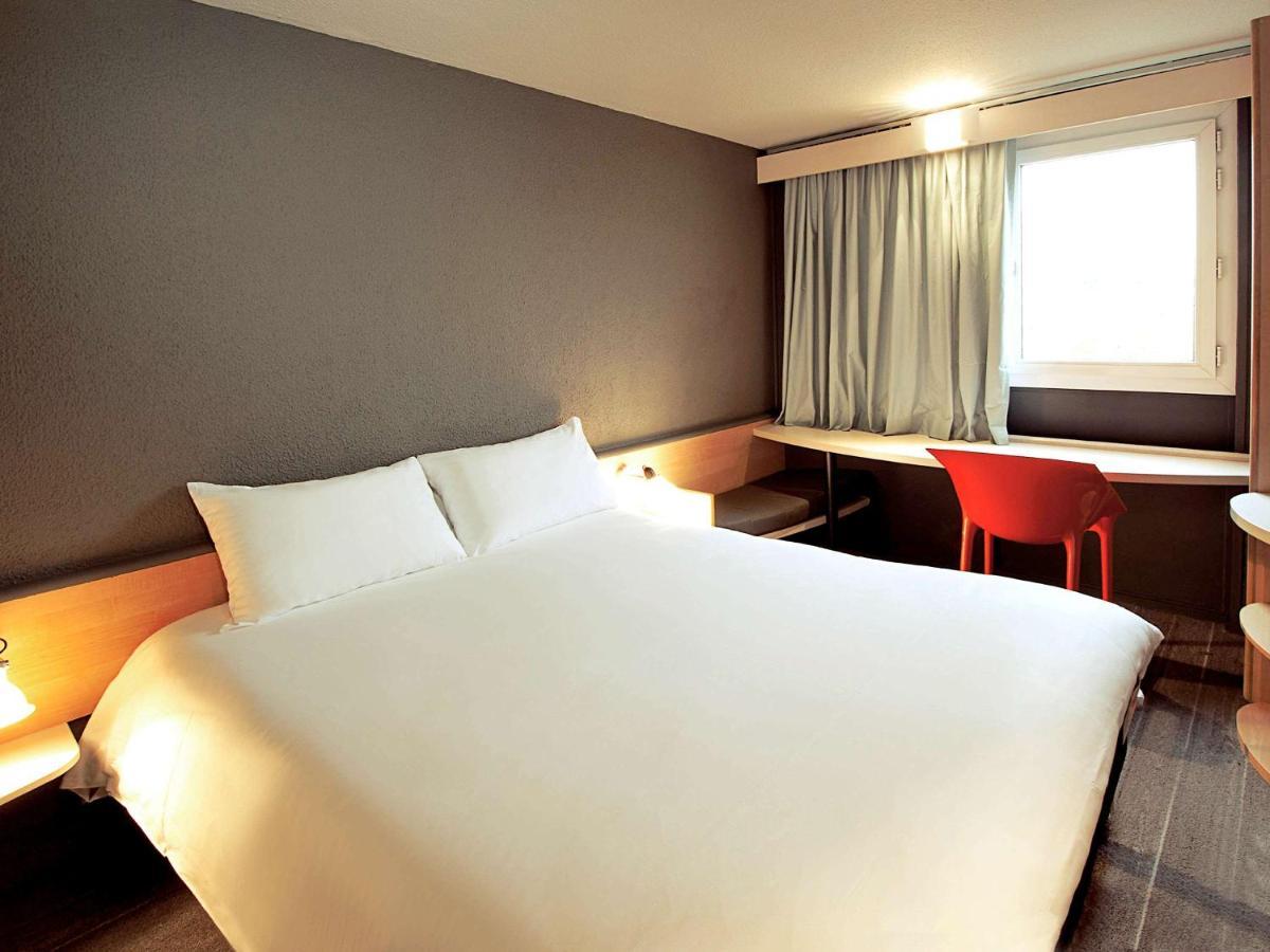Ibis Hotel 3*